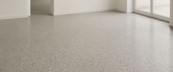 液態磨石是什麼？特色、施工方式與應用完整解析